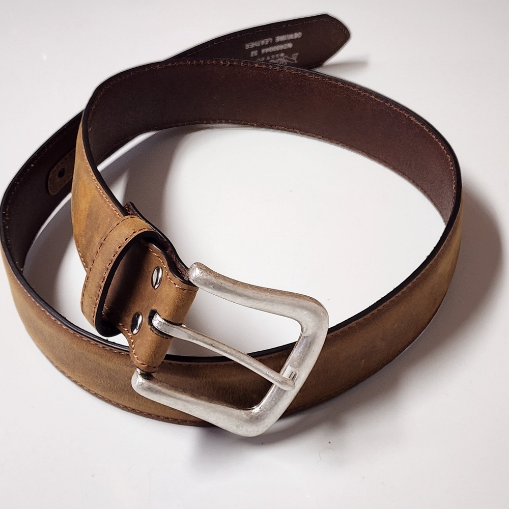 Nocona Belt Sz 32 Brown Tan Genuine Leather Silver Buckle Excellent Condition